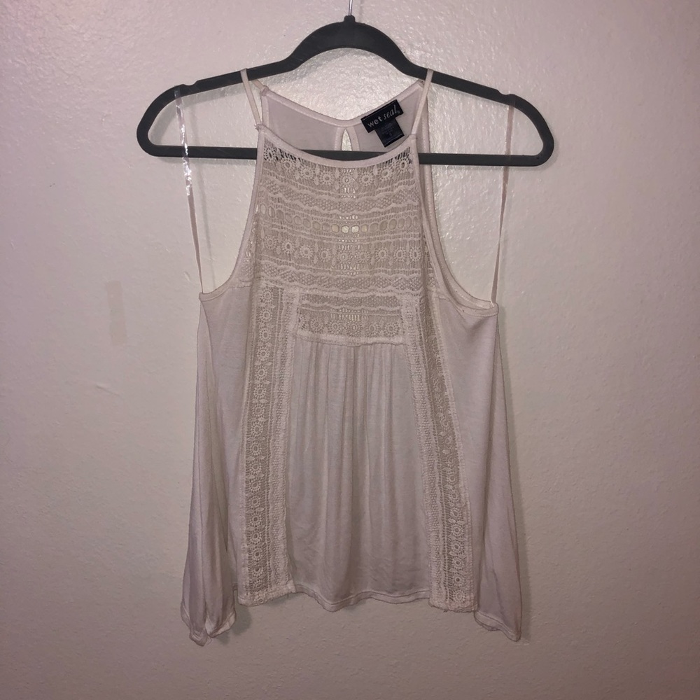 White tank top with lace detailing !